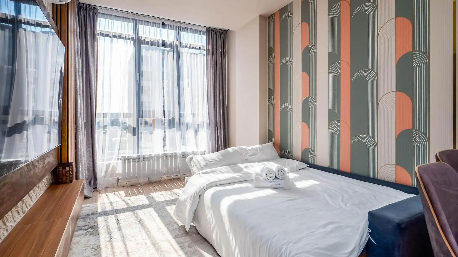 Instaflat At Mega Apartment Almaty