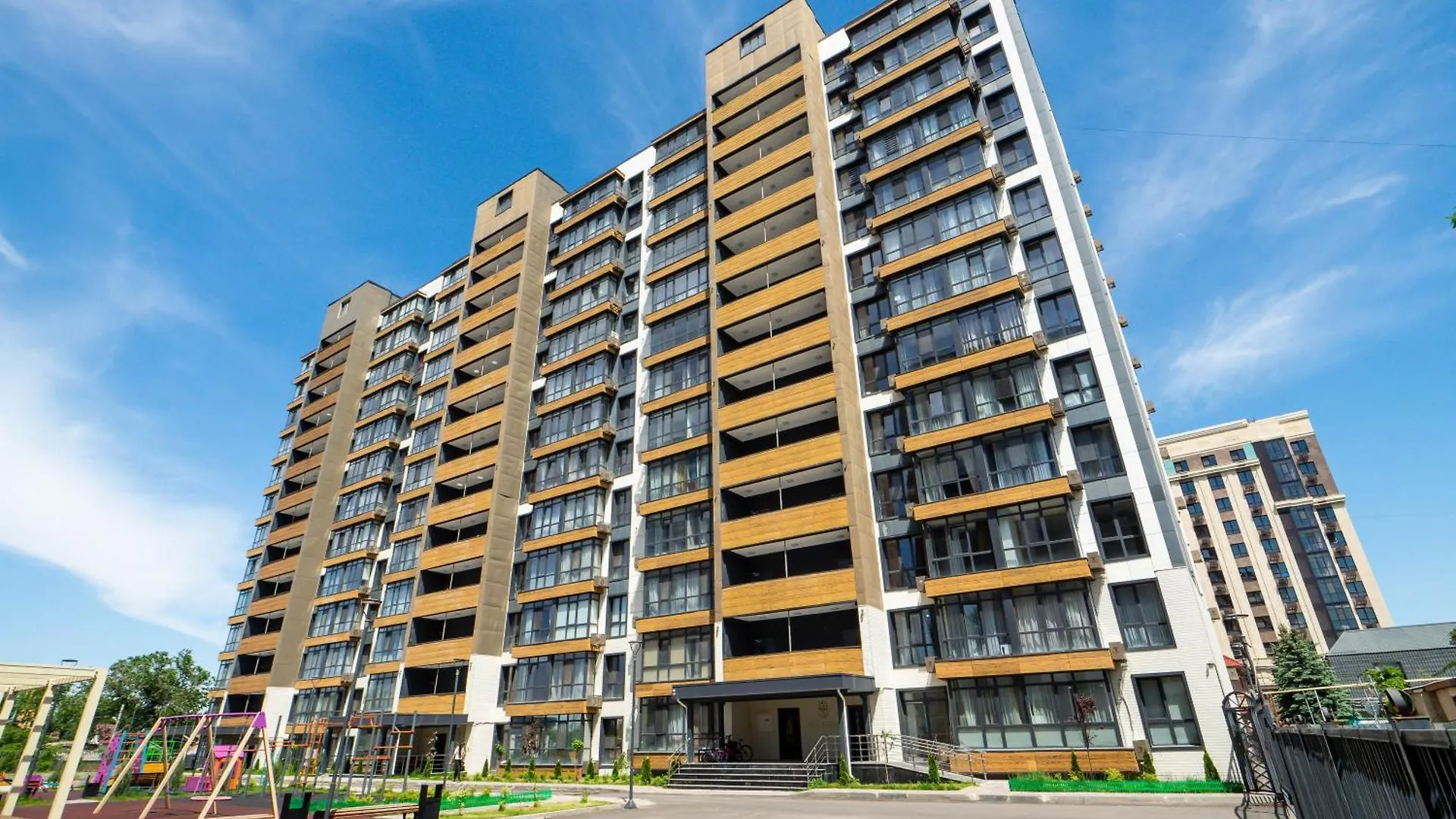 Instaflat At Mega Apartment Almaty