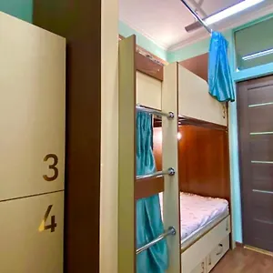  Hostel Golden Square